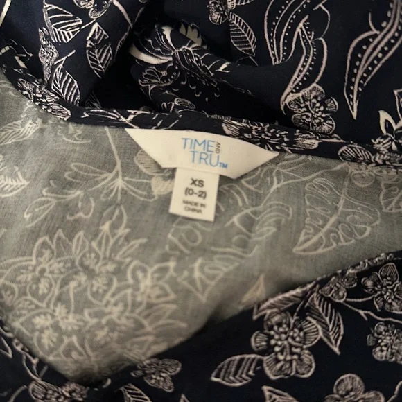 Floral Dark Blue Short Sleeve Dress- Time and Tru - Picture 3 of 3